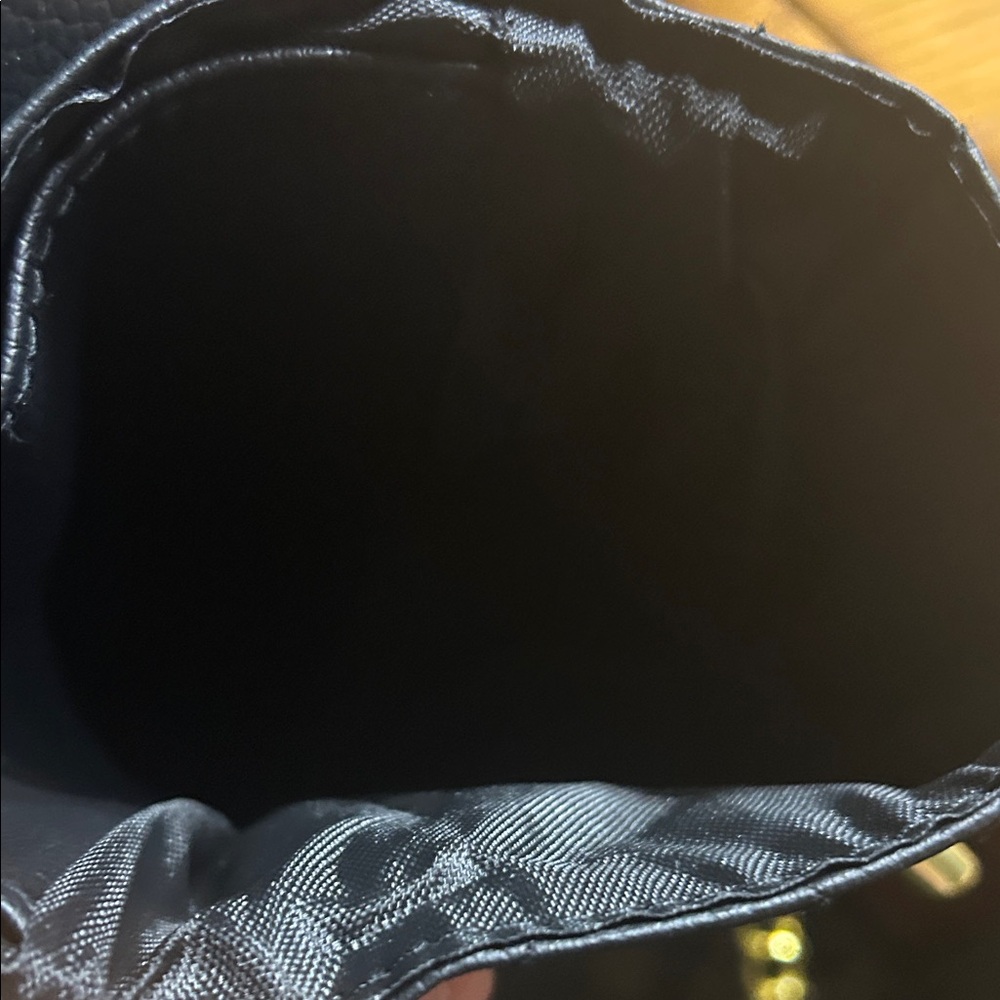 Chanel Black Crossbody Bag GWP
Reasonable offers will be considered - Picture 4 of 6